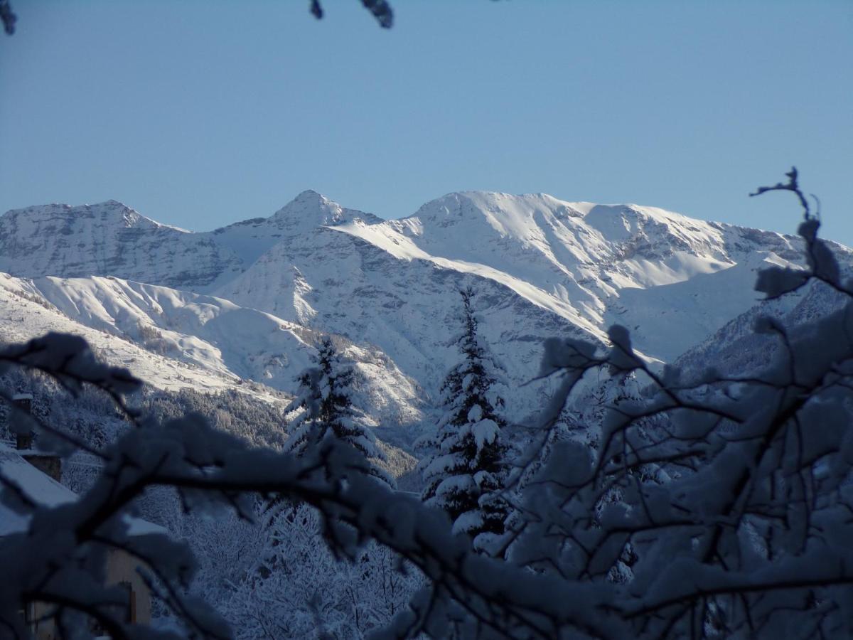 Les Primeveres Saint-Jean-Saint-Nicolas 外观 照片